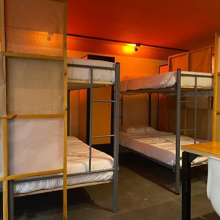 Hostal - Hotel - Apartaestudios Amoblados Chapinero Las Mandarinas - Coworking Bogota Ngoại thất bức ảnh