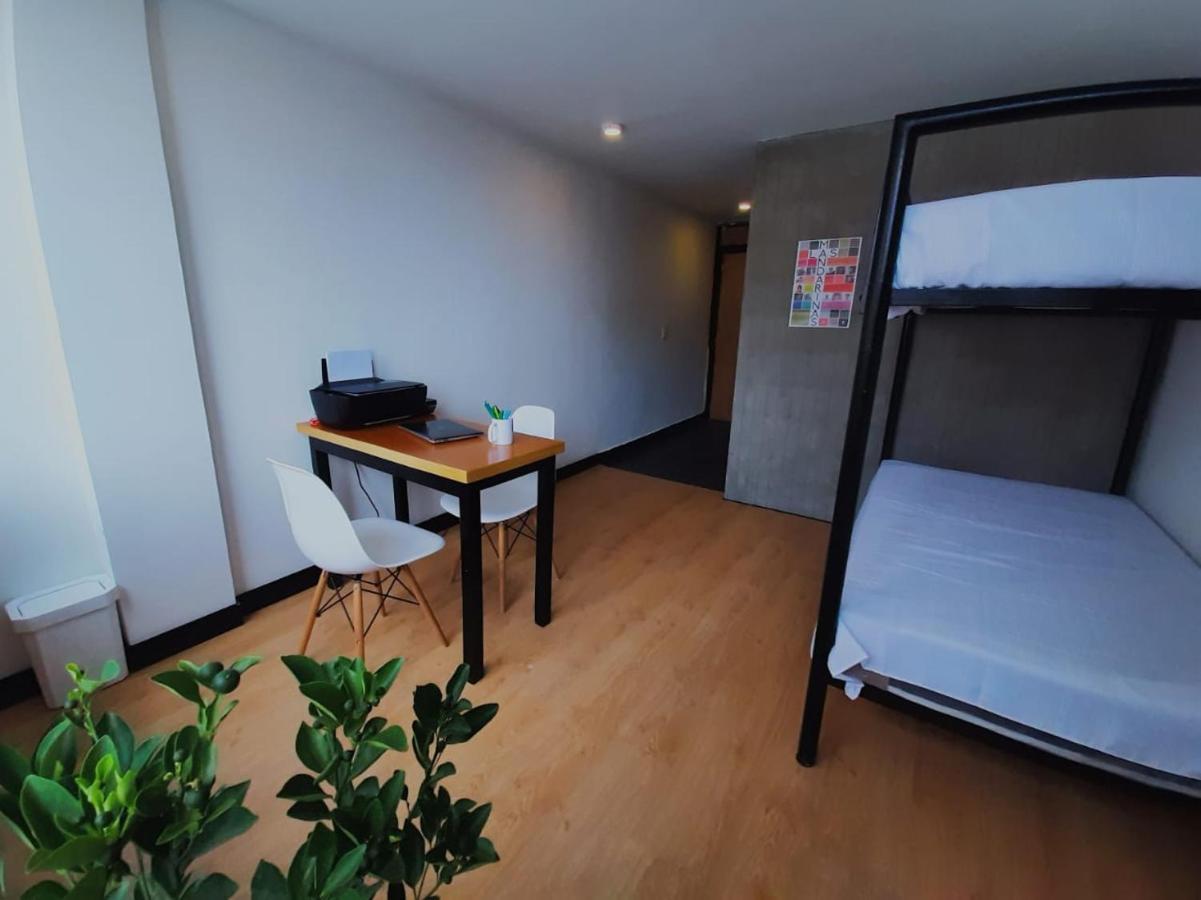 Hostal - Hotel - Apartaestudios Amoblados Chapinero Las Mandarinas - Coworking Bogota Ngoại thất bức ảnh