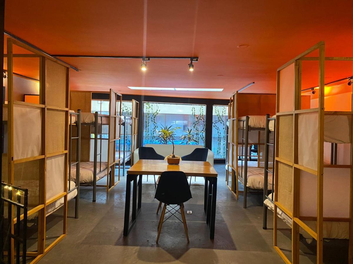 Hostal - Hotel - Apartaestudios Amoblados Chapinero Las Mandarinas - Coworking Bogota Ngoại thất bức ảnh