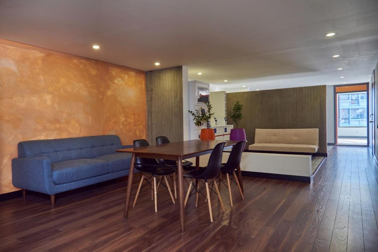 Hostal - Hotel - Apartaestudios Amoblados Chapinero Las Mandarinas - Coworking Bogota Ngoại thất bức ảnh